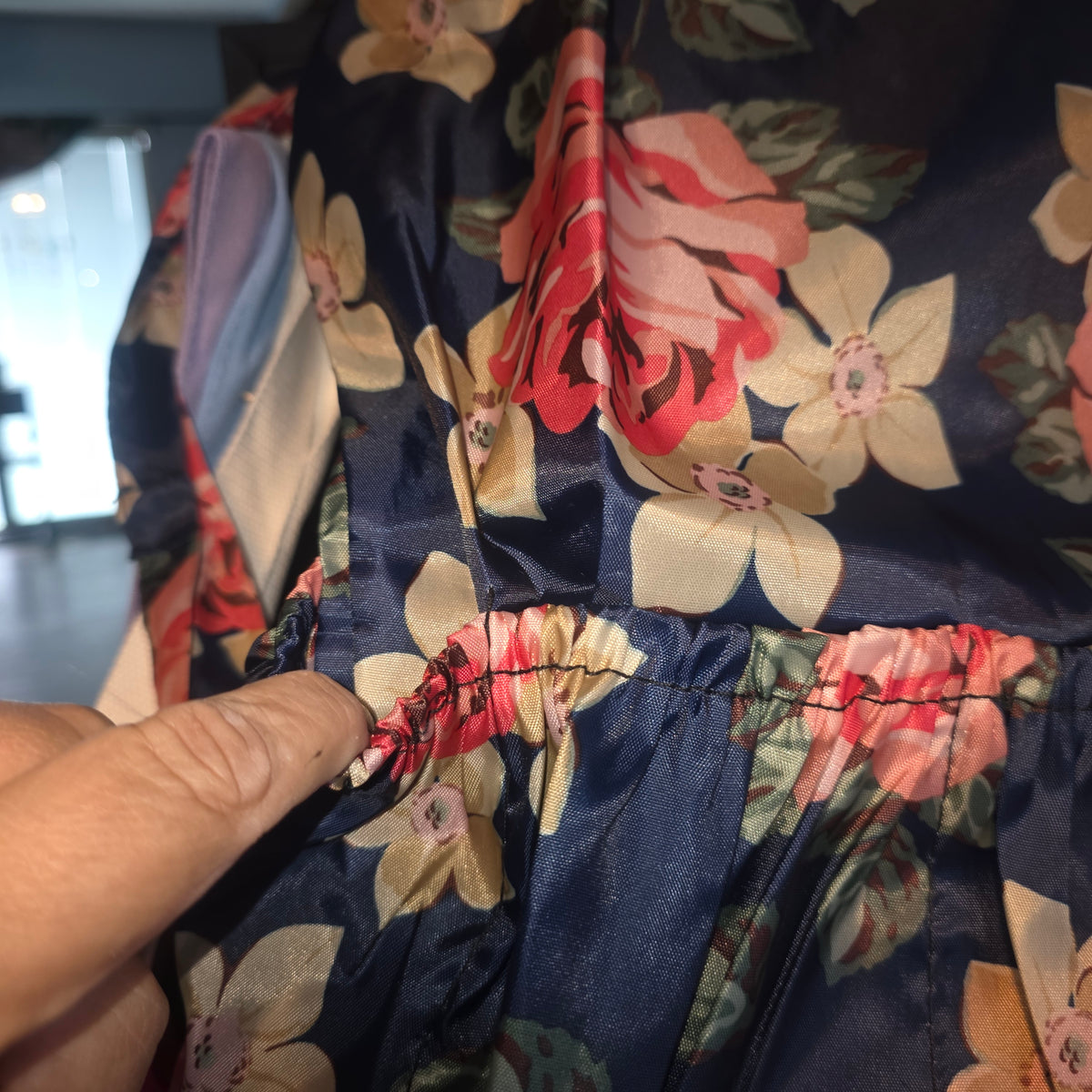 Navy Floral Drawstring Strap Tote