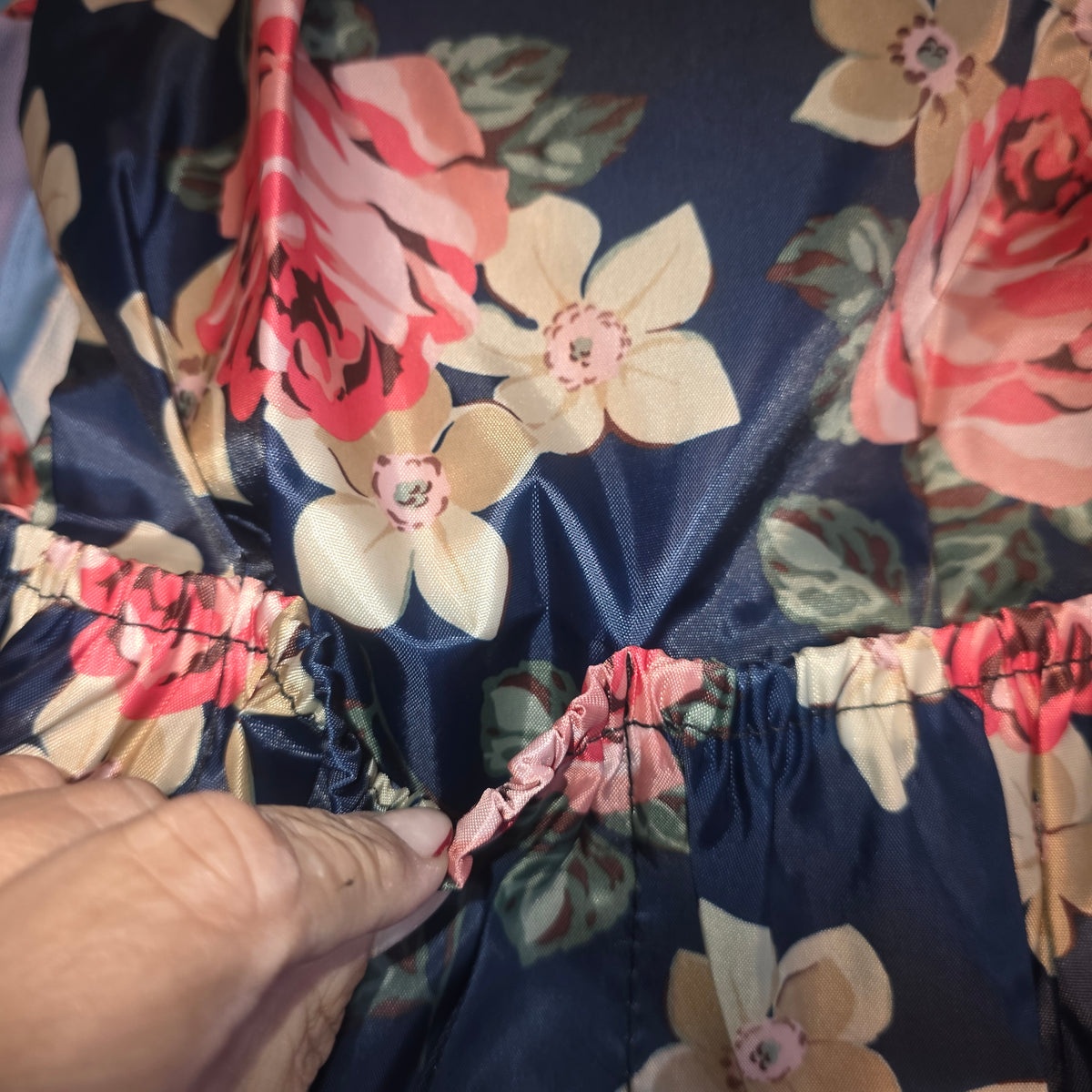 Navy Floral Drawstring Strap Tote
